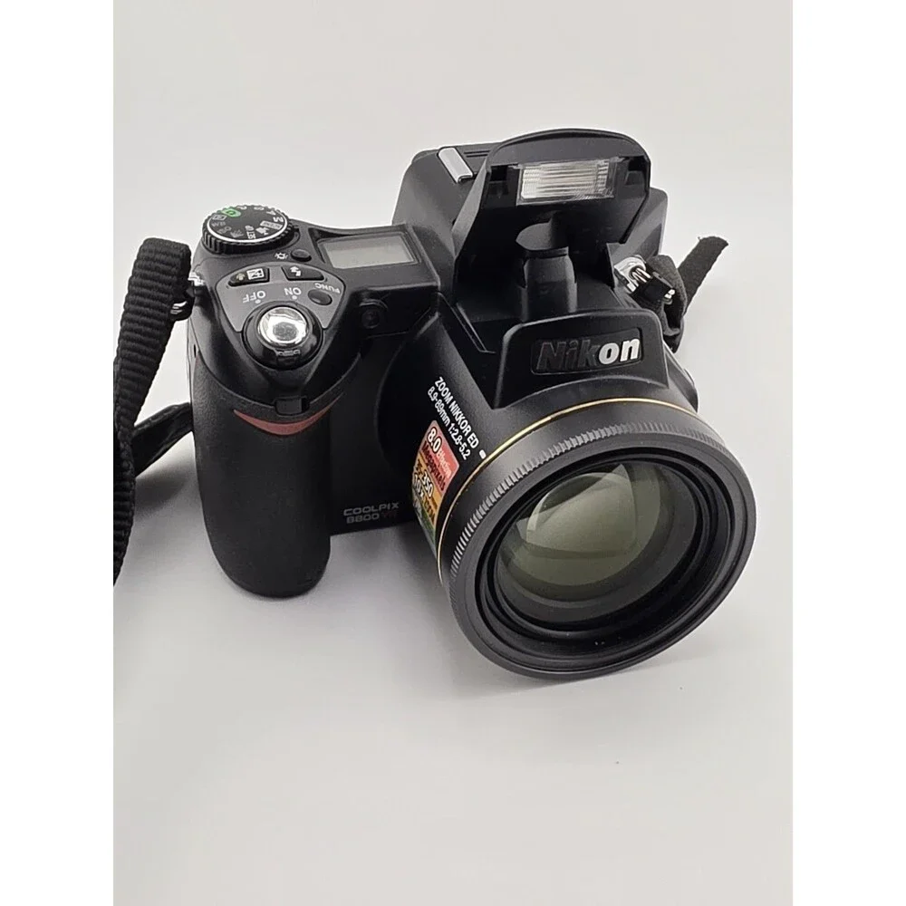 Nikon Nikon Coolpix 8800 VR 10x Zoom ED